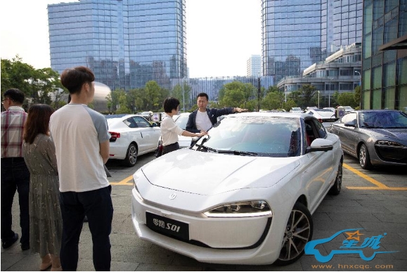 完善销服网络 零跑汽车与华胜集团在杭签署战略合作协议