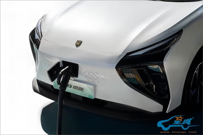 年后购车新宠！风行雷霆410续航版，铠甲电池守护开工出行