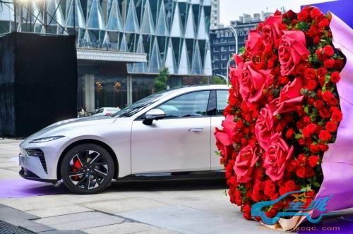 15.96万元起 东风奕派eπ007大定开启 携手小红书共创梦幻紫色情人节