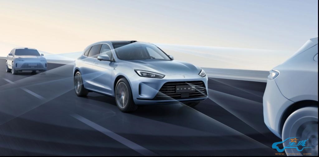 性能与可靠兼顾,问界M5智驾版助力节后返程之旅