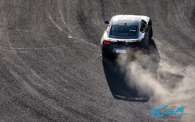 福特中国举办Mutsang驾控体验日， 开启中国市场新篇章