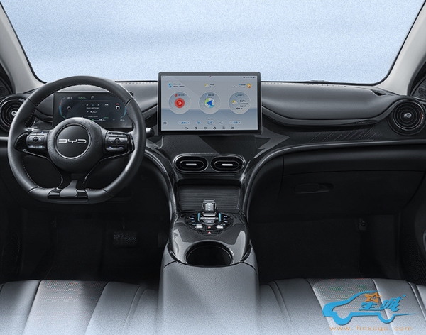 全系标配热泵空调跑更远 比亚迪e2荣耀版上市：8.98万起