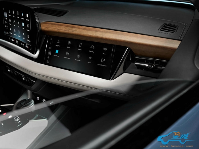 8. 奥迪Q6 e-tron的MMI副驾驶显示屏.jpg