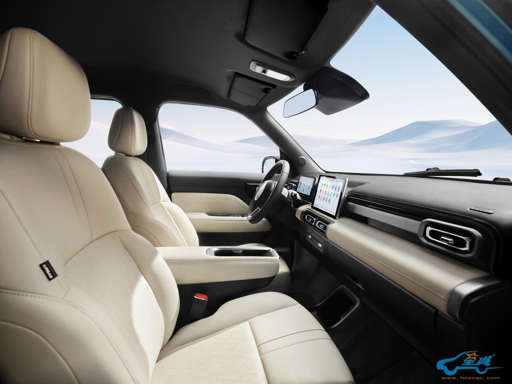 “五门方盒子”宝骏悦也Plus内饰官图首发!67%得房率打造精装大两房座舱