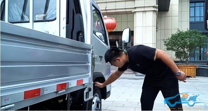 41493a42c14ee9a9d2e82c7b17563d8